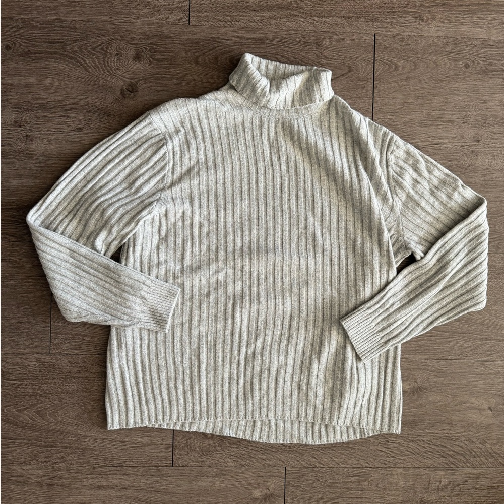 Banana Republic Recycled Wool Turtleneck in Natural Size XL